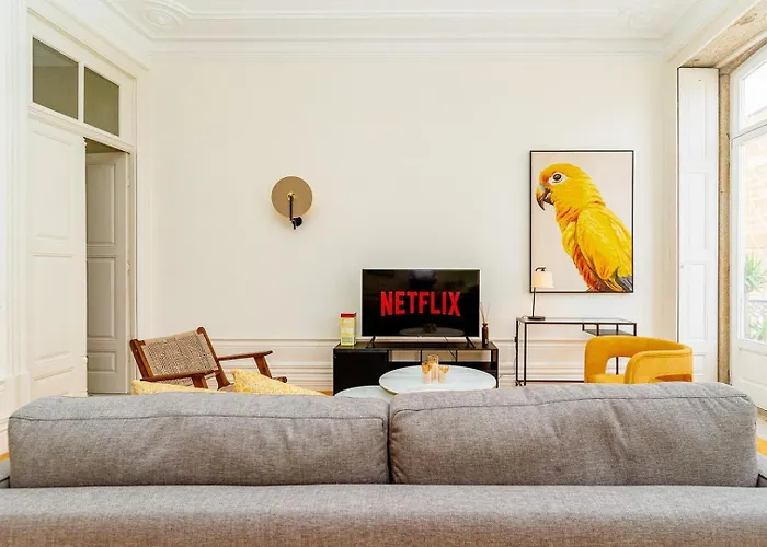 Loft With Balcony And A Gorgeous Classic Ceiling