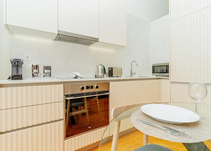 Loft With Balcony And A Gorgeous Classic Ceiling