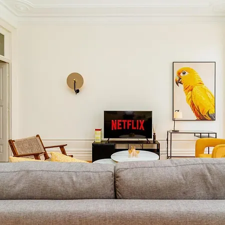 Loft With Balcony And A Gorgeous Classic Ceiling