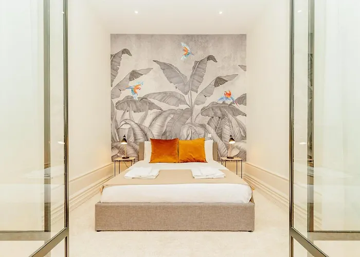 Loft With Balcony And A Gorgeous Classic Ceiling * Oporto