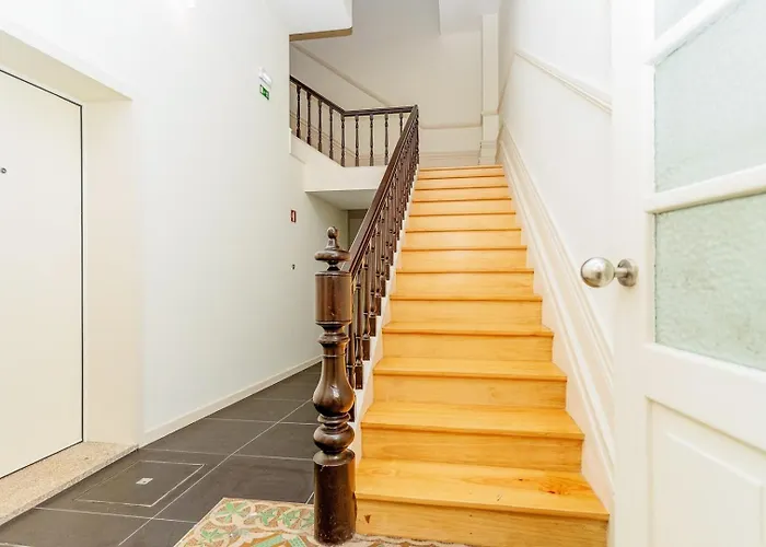 Apartamento Loft With Balcony And A Gorgeous Classic Ceiling *