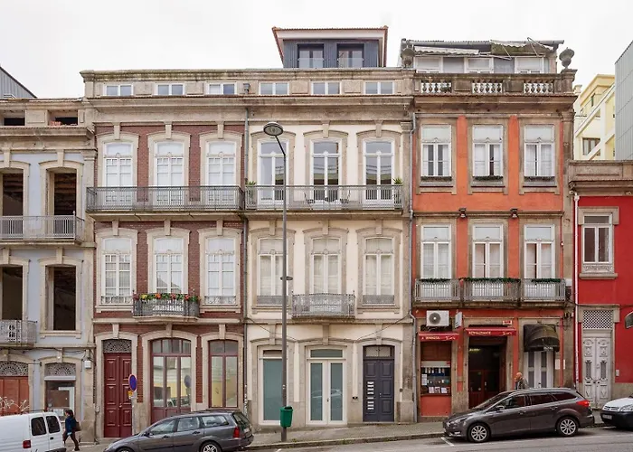Apartamento Loft With Balcony And A Gorgeous Classic Ceiling